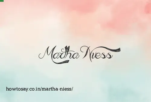 Martha Niess